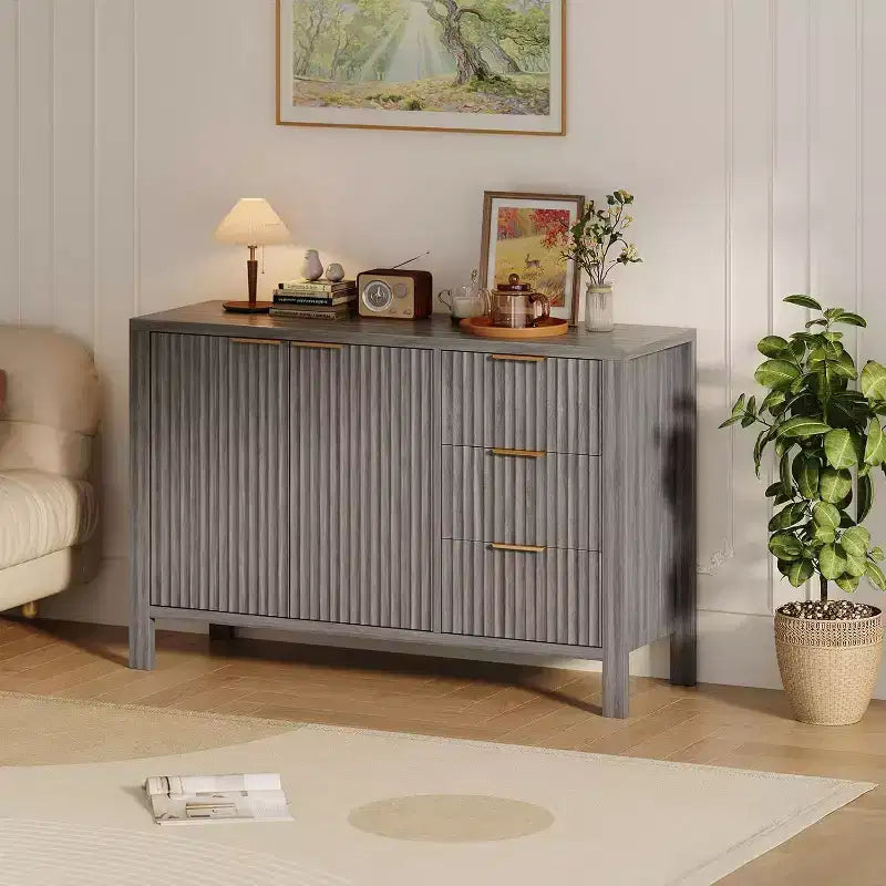 Buffet à cannelures 47, armoire buffet avec 2 portes, 3 tiroirs, étagère réglable, pour salle à manger, salon, entrée