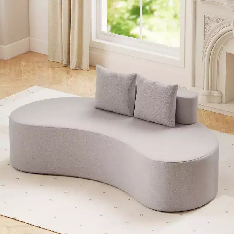 Sofá curvo tapizado con 2 cojines cómodos, respaldo bajo, beige/gris
