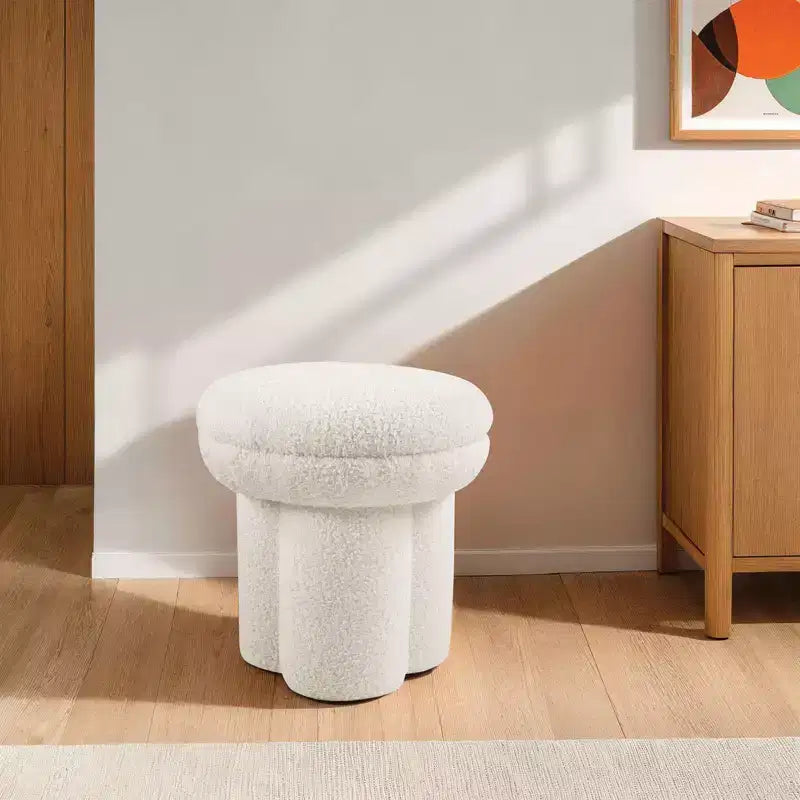Mushroom-Shaped Accent Stool, 17.5" Ottoman with Round Top, Pedestal Base, Shearling Fabric Upholstered Chair for Living Room