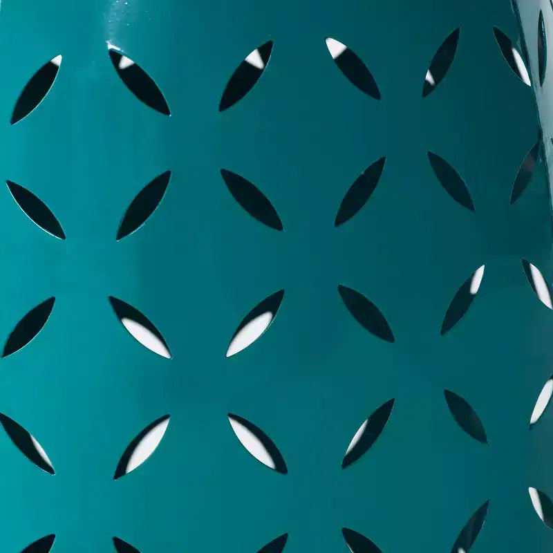 Tavolino laterale industriale cilindrico con design a intaglio curvo per uso interno ed esterno